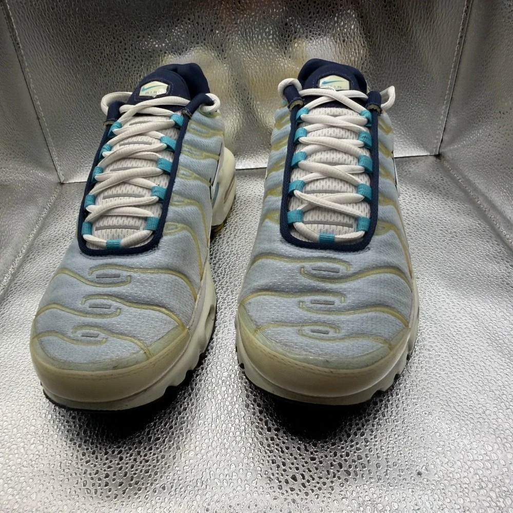 Size 11 Nike Air Max Plus Psychic Blue White Mens Athletic Sneakers CZ1651-400